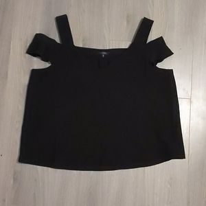 ✨2/$20✨ Dynamite Black Cold Shoulder Tank